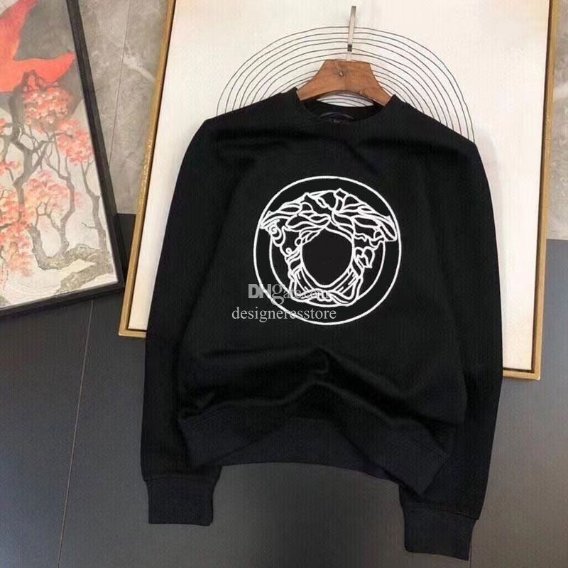 2023 Designer Men's Hoodies Sweatshirts autumn winter round collar tide long sleeve top Medusa snake goddess print head lovers top
2023 Designer Men's Hoodies Sweatshirts autumn winter round collar tide long sleeve top Medusa snake goddess print head lovers top