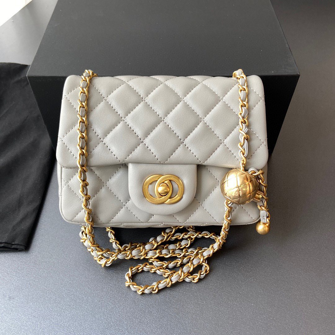 Classic Clutch Flap messenger Bags Luxury tote handbag hobo CF Women's Man quilted chain Cross body lambskin Leather woc gym pochette Designer lady CC Shoulder boy Bag, Cf 26cm-pink silver
Classic Clutch Flap messenger Bags Luxury tote handbag hobo CF Women's Man quilted chain Cross body lambskin Leather woc gym pochette Designer lady CC Shoulder boy Bag, Cf 26cm-pink silver