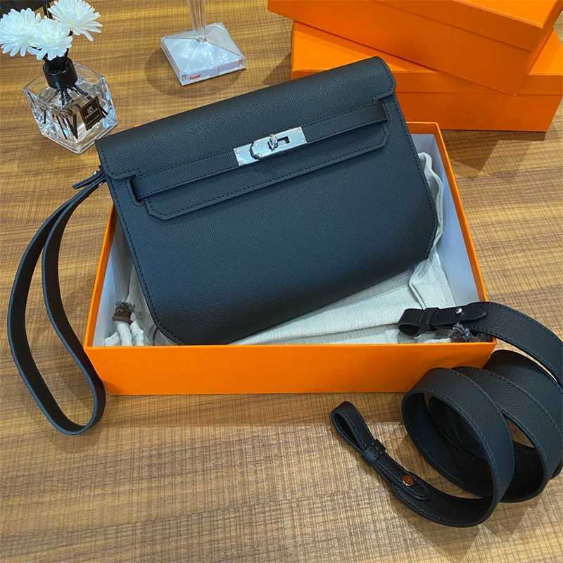 women bags depeches 2023 spring new style palm grain cowhide fashion shoulder envelope for men and universal postman, Blue8
women bags depeches 2023 spring new style palm grain cowhide fashion shoulder envelope for men and universal postman, Blue8