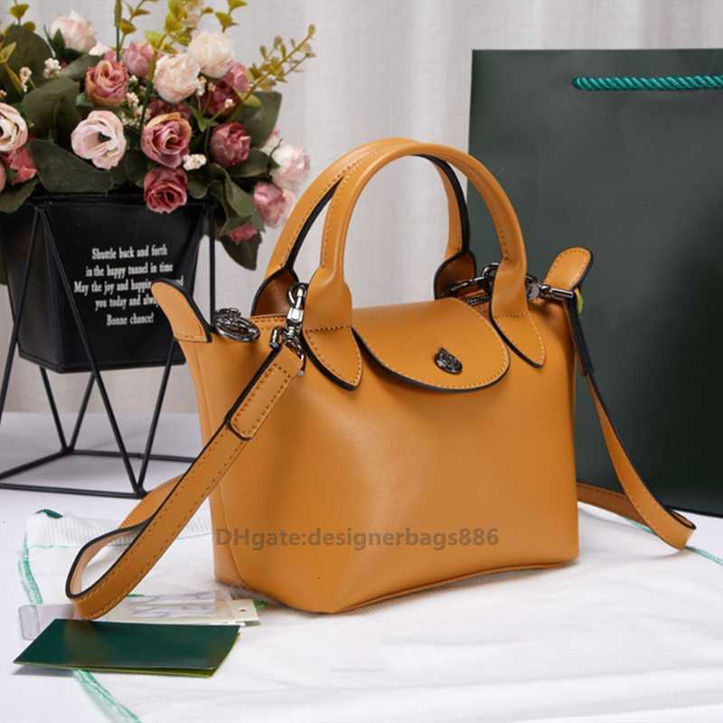 2023 Handbag Clearance bag Retail Wholesale 95% Off Cross-body French for sac femme French Dumpling Single-shoulder borse Bags, Lambskin red
2023 Handbag Clearance bag Retail Wholesale 95% Off Cross-body French for sac femme French Dumpling Single-shoulder borse Bags, Lambskin red