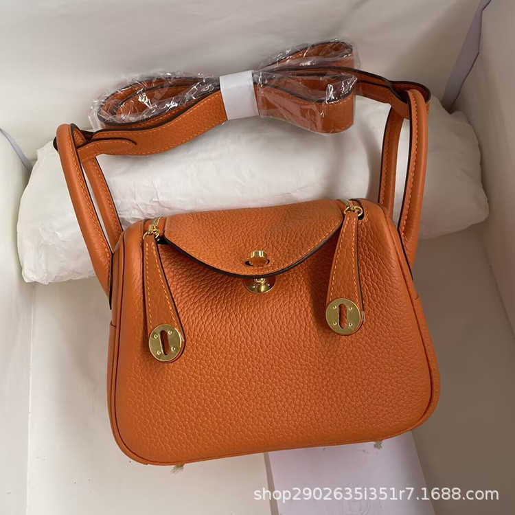 TC Luxury Designer Bags Original cow leather wax thread hand-stitched Mini Lindys bag portable one-shoulder cross-body women's 5YJS, Elephant grey mini - pure hand wax 
TC Luxury Designer Bags Original cow leather wax thread hand-stitched Mini Lindys bag portable one-shoulder cross-body women's 5YJS, Elephant grey mini - pure hand wax