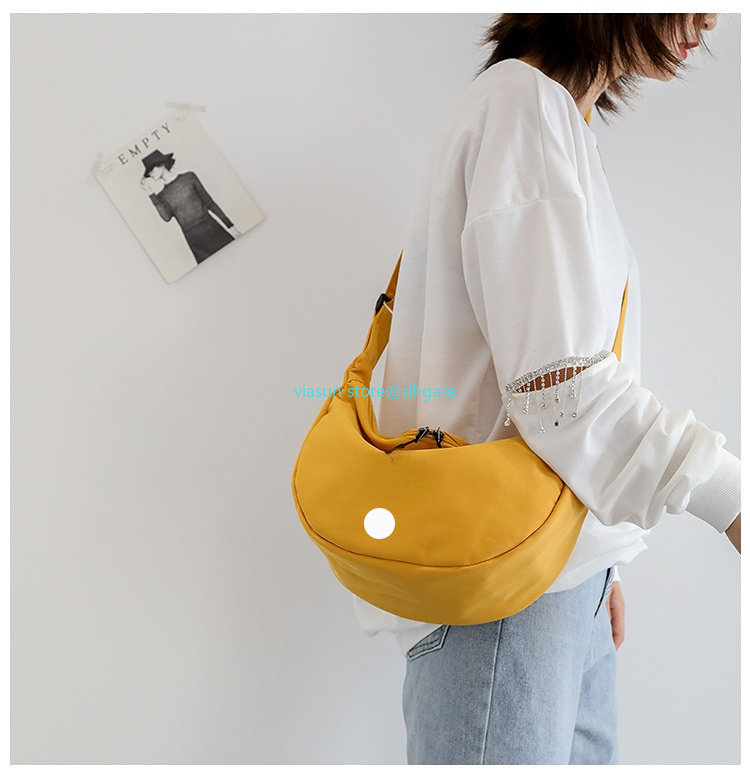 New lu belt bag official models ladies casual sports waist bag outdoor messenger chest Capacity with brand logo
New lu belt bag official models ladies casual sports waist bag outdoor messenger chest Capacity with brand logo