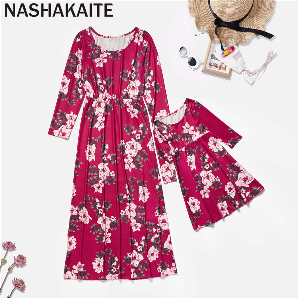 Family Matching Outfits NASHAKAITE Mom and daughter dress Wine Floral Party Long Dress Mother Daughter Dresses matching clothes 230310