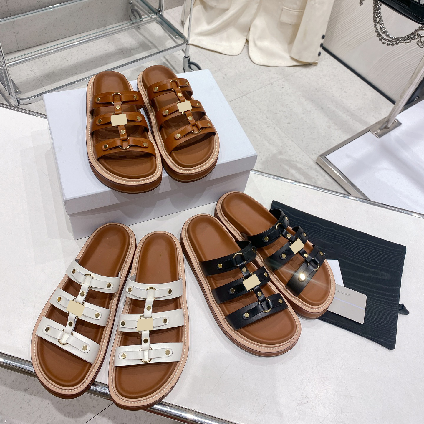 Calfskin Sandal Designer Luxury Women Slide Summer Slipper Brown Vegetable Tanning Flat Gold Trim Sandals Slippers, Color 1
Calfskin Sandal Designer Luxury Women Slide Summer Slipper Brown Vegetable Tanning Flat Gold Trim Sandals Slippers, Color 1