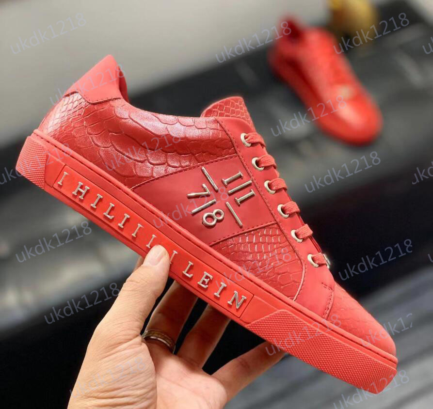 Luxury Designer Men Casual Shoes Fashion Genuine Leather Patchwork Low Top Trainers Sneakers Runway Platform
Luxury Designer Men Casual Shoes Fashion Genuine Leather Patchwork Low Top Trainers Sneakers Runway Platform