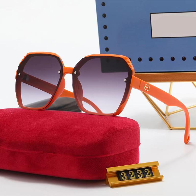 Designer Sunglass Classic Brand Fashion Sunglasses Women Men Sun glass Goggle Adumbral 7 Color Option Leisure Traveling Eyeglasses
Designer Sunglass Classic Brand Fashion Sunglasses Women Men Sun glass Goggle Adumbral 7 Color Option Leisure Traveling Eyeglasses