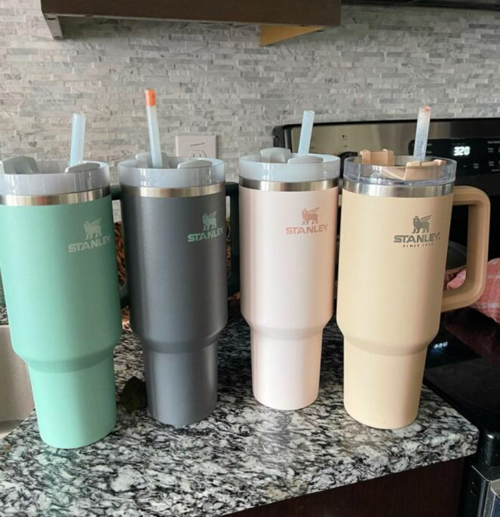 Stenlay 40oz ready to ship stainless steel tumbler with Logo handle lid straw big beer mug water bottle powder coating outdoor camping cup vacuum insulated GG051469, Multi-color
Stenlay 40oz ready to ship stainless steel tumbler with Logo handle lid straw big beer mug water bottle powder coating outdoor camping cup vacuum insulated GG051469, Multi-color