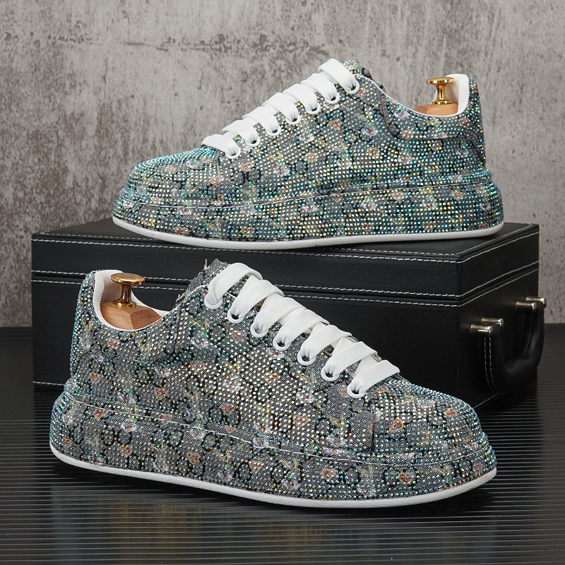 2023 New Rhinestone Spikes Flat Leather Shoes Fashion Men Embroidery Loafer Dress Smoking Slipper Casual Diamond Shoe 38-44, Black
2023 New Rhinestone Spikes Flat Leather Shoes Fashion Men Embroidery Loafer Dress Smoking Slipper Casual Diamond Shoe 38-44, Black