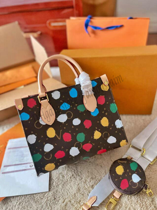 L 23SS X Yayoi Kusama Multicolor Dot Totes Womens OnTheGo Bag Graffiti Designer Handbags Big Capacity Lady Tie Dye V Monograms Shopping Bags with Small Round Purse, G02
L 23SS X Yayoi Kusama Multicolor Dot Totes Womens OnTheGo Bag Graffiti Designer Handbags Big Capacity Lady Tie Dye V Monograms Shopping Bags with Small Round Purse, G02