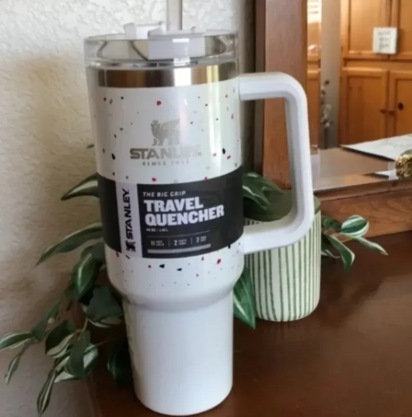 Stanley 40oz Mugs With Handle Insulated Tumblers Lids Straw Stainless Steel Coffee Termos Cup With logo, Multi-color
Stanley 40oz Mugs With Handle Insulated Tumblers Lids Straw Stainless Steel Coffee Termos Cup With logo, Multi-color
