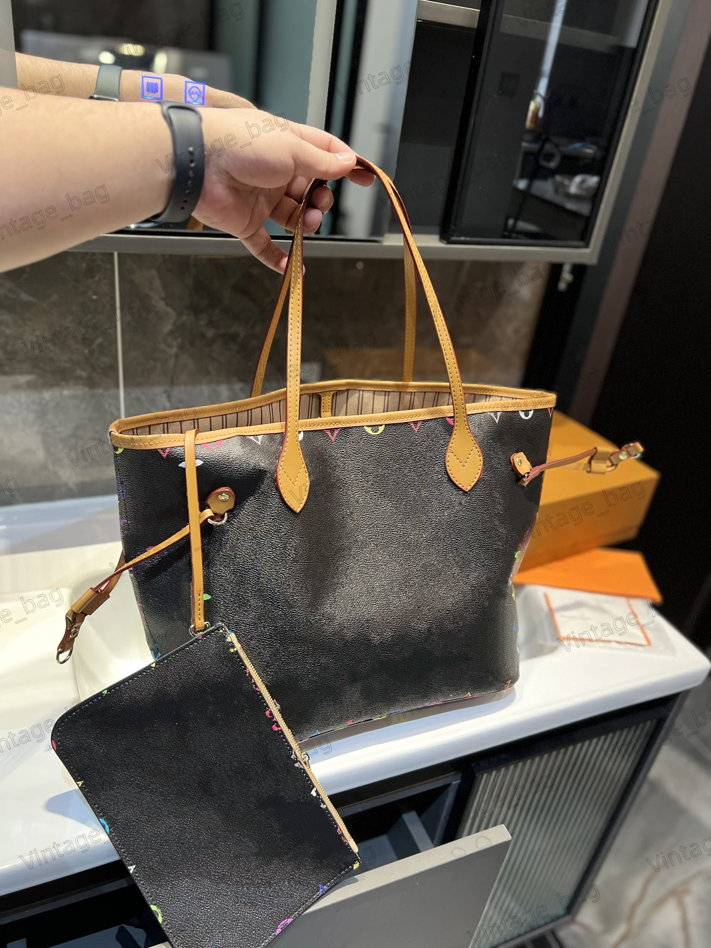 Women Never MM Full Handbag 2Pcs Tote with Wallet Purse Clutch Flower Monograms Embossed Luxurys Shopping Bags Large Capacity City Bag M45685
Women Never MM Full Handbag 2Pcs Tote with Wallet Purse Clutch Flower Monograms Embossed Luxurys Shopping Bags Large Capacity City Bag M45685