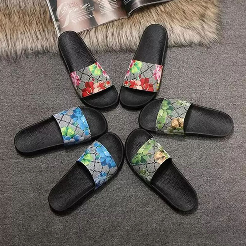 With Box Luxury Designer Slide Slippers Summer sandals Men Beach Indoor Flat Flip Flops Leather Lady Women Fashion Classic Shoes Ladies Shoes Size 36-45, #0
With Box Luxury Designer Slide Slippers Summer sandals Men Beach Indoor Flat Flip Flops Leather Lady Women Fashion Classic Shoes Ladies Shoes Size 36-45, #0