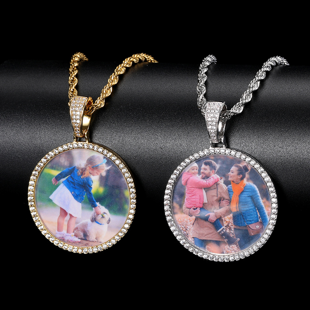 Customize Photo Pendant Necklace Round Memorial Frame Medal Pendants with Zircon Three Sizes