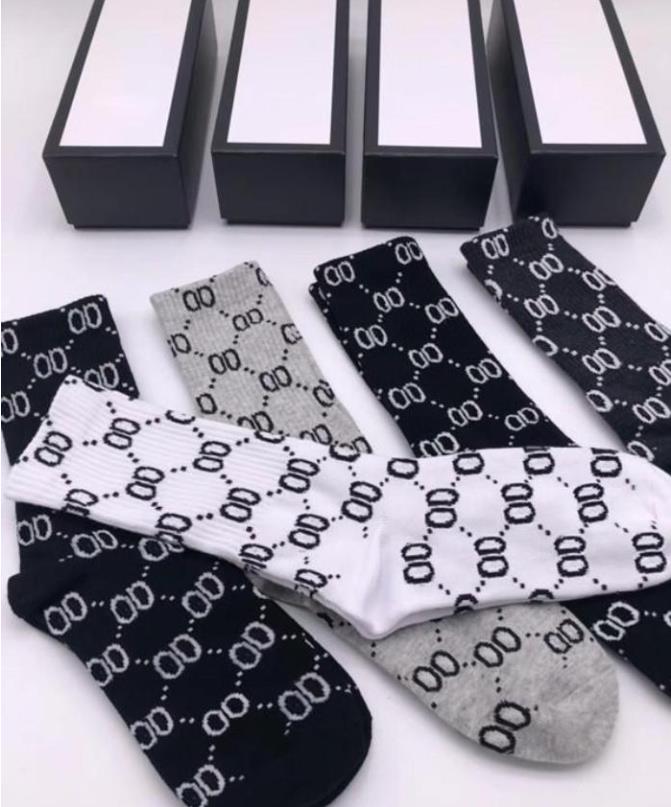 2023 Designer Men Women Socks Five Brands Luxe Sports Winter Mesh Letter Printed Sock Cotton With box
2023 Designer Men Women Socks Five Brands Luxe Sports Winter Mesh Letter Printed Sock Cotton With box