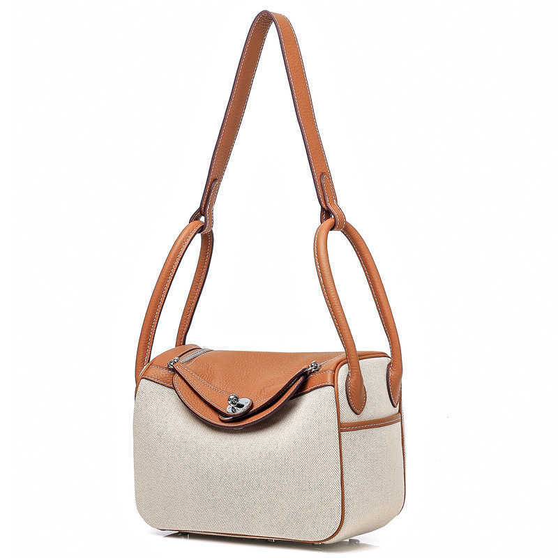 New Luxury Bags Original Designer Lindys bag Canvas with top layer Cowhide large Portable single-shoulder doctor Medicine box Pillow AFI4, Black large
New Luxury Bags Original Designer Lindys bag Canvas with top layer Cowhide large Portable single-shoulder doctor Medicine box Pillow AFI4, Black large