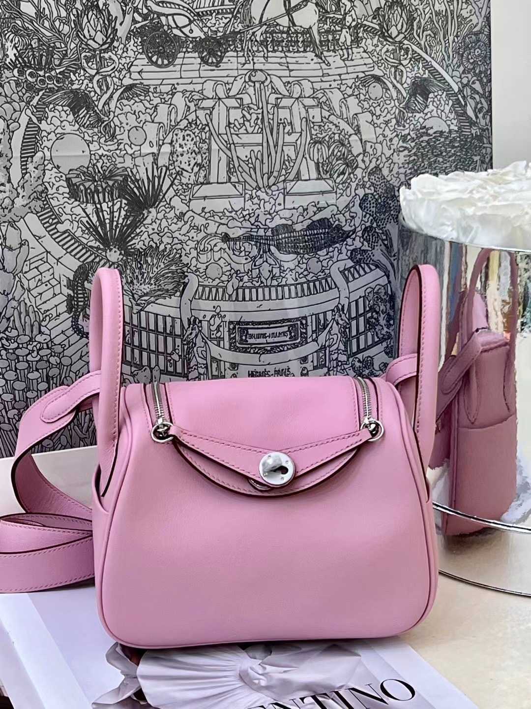 Designer Luxury Bags Spring Original 2023 new top layer cowhide Lindys women's bag single-shoulder cross-body portable YR51, White
Designer Luxury Bags Spring Original 2023 new top layer cowhide Lindys women's bag single-shoulder cross-body portable YR51, White
