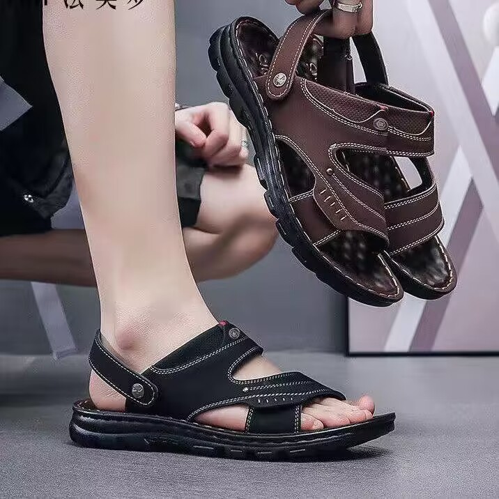 Men's Slippers Summer Fashion Casual Non-Slip Massage Outdoor Comfort Soft Soled Beach Sandals, Black
Men's Slippers Summer Fashion Casual Non-Slip Massage Outdoor Comfort Soft Soled Beach Sandals, Black
