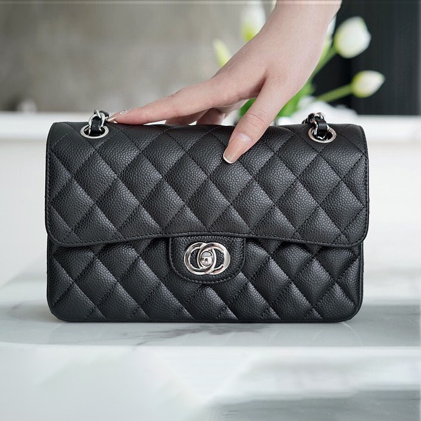Women's CF Crossbody woc hobo Clutch classic flap bag Luxury handbag duffle bag Man channel tote Designer caviar Shoulder Bags little golden ball lambskin Leather gym, Cf 26cm caviar-black silver
Women's CF Crossbody woc hobo Clutch classic flap bag Luxury handbag duffle bag Man channel tote Designer caviar Shoulder Bags little golden ball lambskin Leather gym, Cf 26cm caviar-black silver