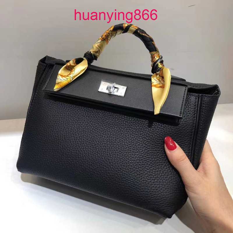 for Designer Herms's Bags Woman 2023 Kelys's's New 2424 Kelys's Togo Cowhide Dumpling Multi-function Leather Wing D5BL, Milkshake white
for Designer Herms's Bags Woman 2023 Kelys's's New 2424 Kelys's Togo Cowhide Dumpling Multi-function Leather Wing D5BL, Milkshake white