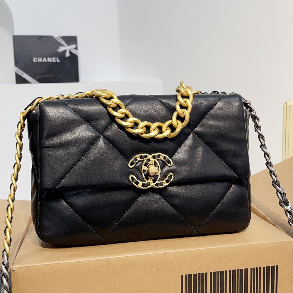 Chanel 19 Purse Tot… - image