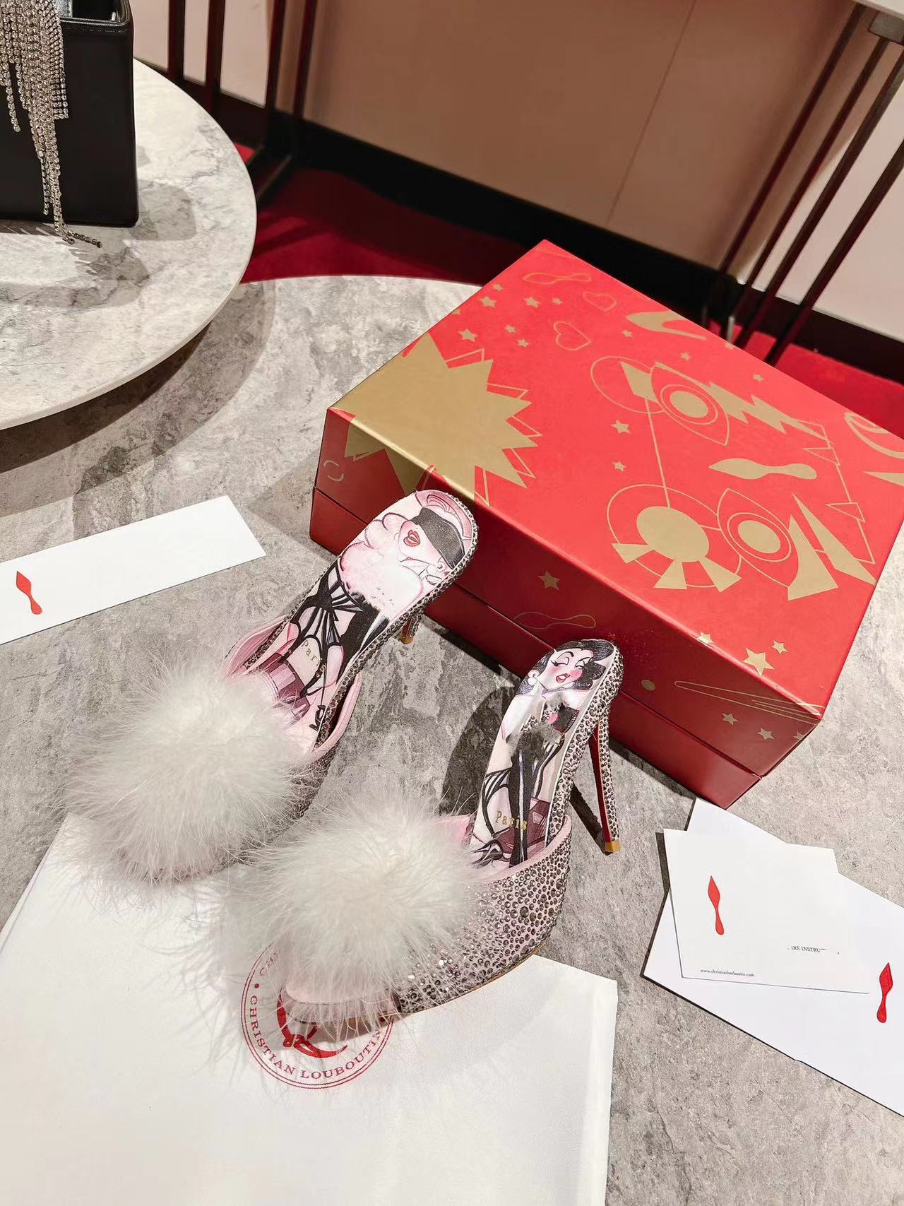 2023 Luxury designer women's high heel sandals fashion 10cm leather shoes feather decoration, No.1
2023 Luxury designer women's high heel sandals fashion 10cm leather shoes feather decoration, No.1