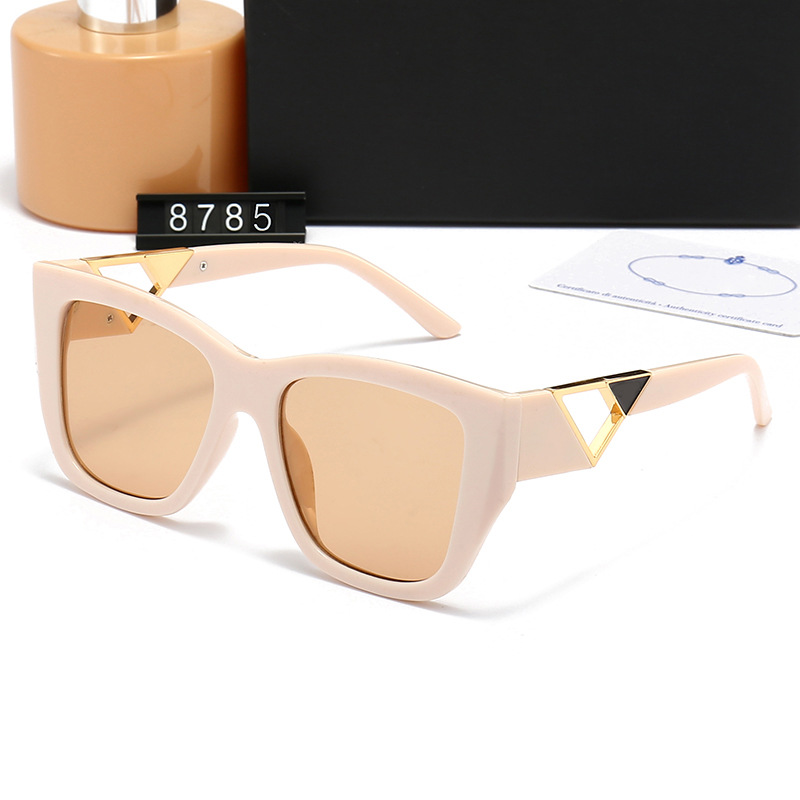 Luxury Designer Sunglasses For Womens Men Triangle Eyeglasses Outdoor Shades Fashion Classic Lady Sun Glasses Mirrors With Box
Luxury Designer Sunglasses For Womens Men Triangle Eyeglasses Outdoor Shades Fashion Classic Lady Sun Glasses Mirrors With Box