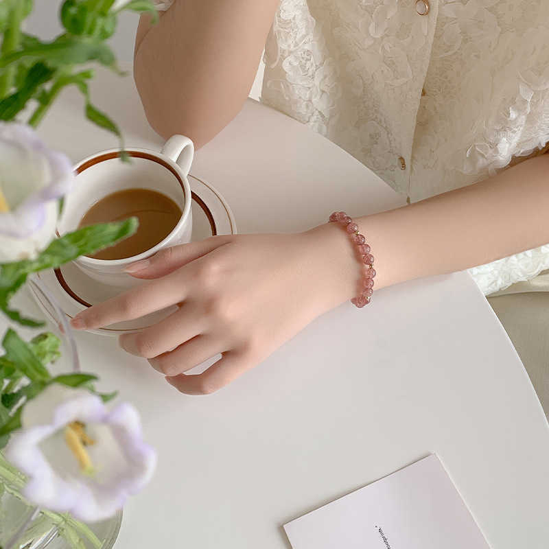 s Strawberry Jingfu Brand Peach Blossom Girl Xia ins Small Design Pink Crystal 2023 New Bracelet link A
s Strawberry Jingfu Brand Peach Blossom Girl Xia ins Small Design Pink Crystal 2023 New Bracelet link A