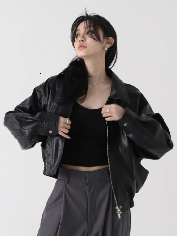 Women's Jackets Winter Cropped Zipper Leather Jacket Women Vintage Loose High Street Moto Biker Ladies Autumn Outerwear Korean Coat 230310