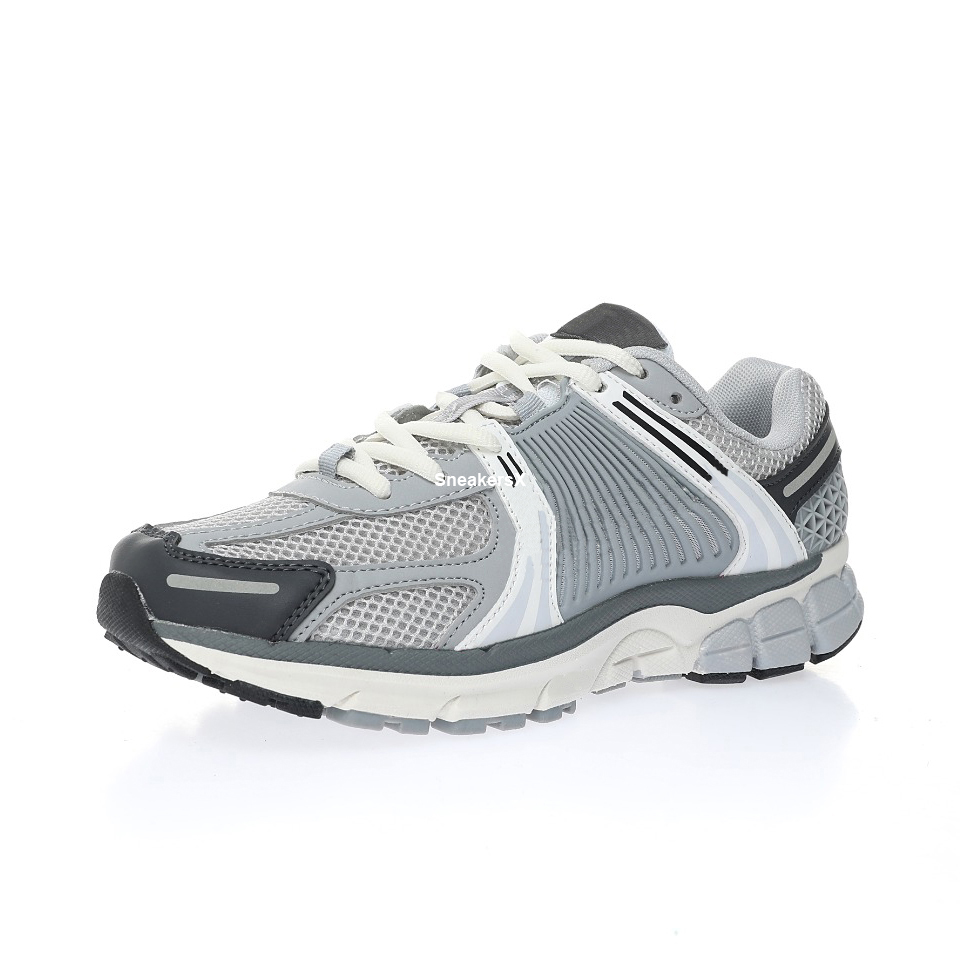 Vomero 5 Wolf Cool Grey Running Shoes for Men Sports Shoe Women Sneakers Mens Trainers Womens Athletic FD9919-001
Vomero 5 Wolf Cool Grey Running Shoes for Men Sports Shoe Women Sneakers Mens Trainers Womens Athletic FD9919-001