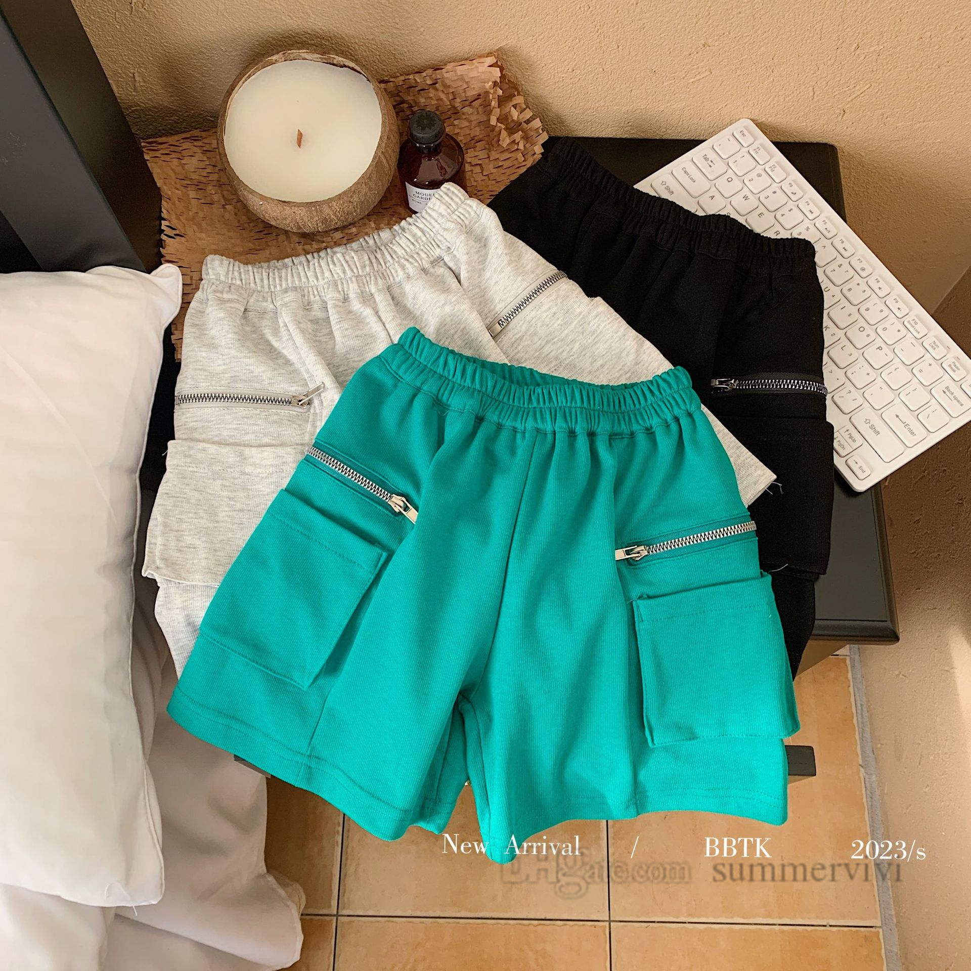 Kids beach wear shorts boys double pocket elastic waist loose short pants 2023 summer children sports casual clothes Z0749, Black
Kids beach wear shorts boys double pocket elastic waist loose short pants 2023 summer children sports casual clothes Z0749, Black
