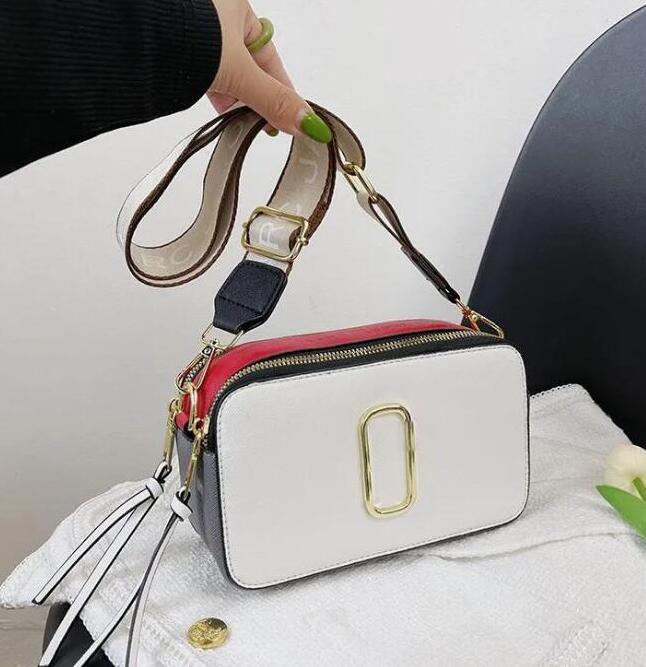Designer Fashion bag Handbag Famous totes Marc Snapshot Camera Small Crossbody purse Women Shoulder Bags Messenger cross body M00306, Black
Designer Fashion bag Handbag Famous totes Marc Snapshot Camera Small Crossbody purse Women Shoulder Bags Messenger cross body M00306, Black