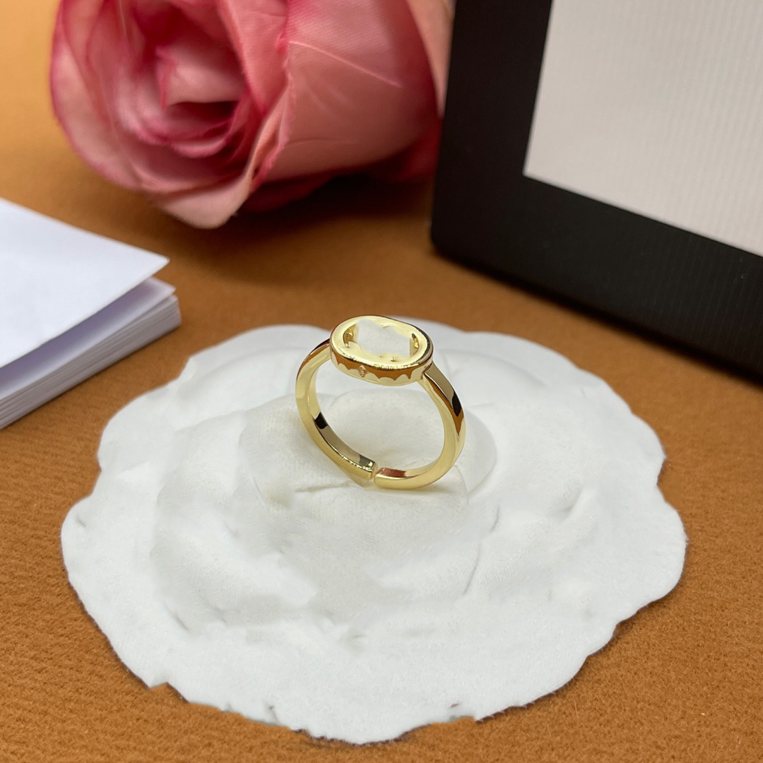 Designer Rings Letter Double G Silver Wedding Ring Luxury Women Fashion Jewelry Metal GGity Rings Crystal Pearl s452453
Designer Rings Letter Double G Silver Wedding Ring Luxury Women Fashion Jewelry Metal GGity Rings Crystal Pearl s452453