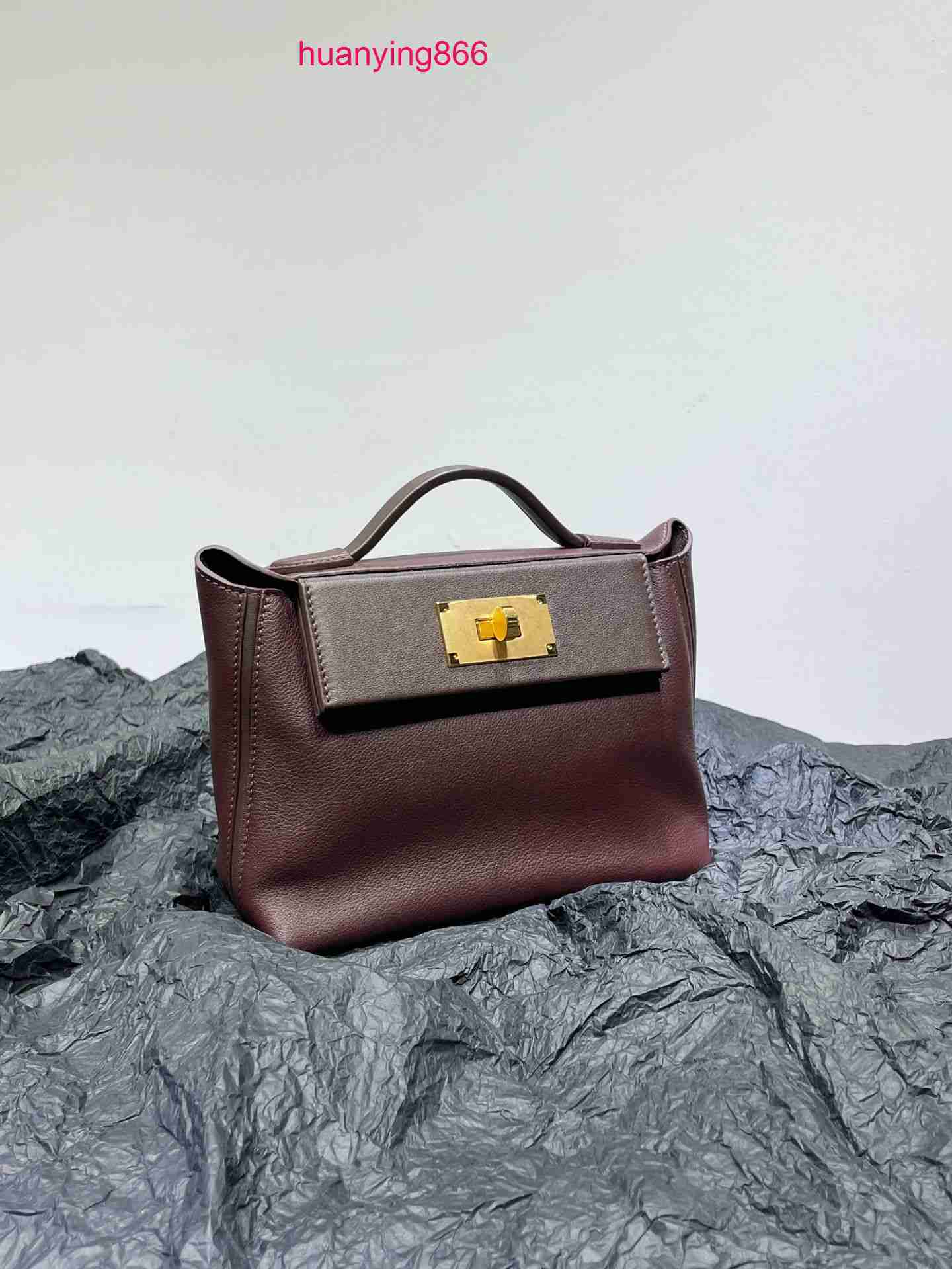 for Designer Herms's Bags Woman Women's 2022 New Carrie 2424 mini Top Layer Cowhide Dumpling Wing Portable One-shoulder Cross-body Back HIPV, Golden brown (gold buckle)
for Designer Herms's Bags Woman Women's 2022 New Carrie 2424 mini Top Layer Cowhide Dumpling Wing Portable One-shoulder Cross-body Back HIPV, Golden brown (gold buckle)