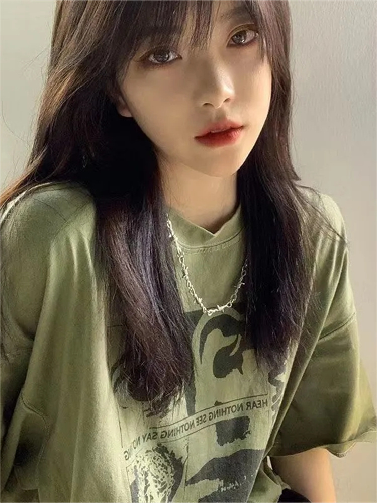 Women's TShirt QWEEK Y2K Grunge Graphic Tshirt Green Top Korean Fashion Harajuku Oversize Women Tee Vintage Streetwear Aesthetic T Shirt 230310