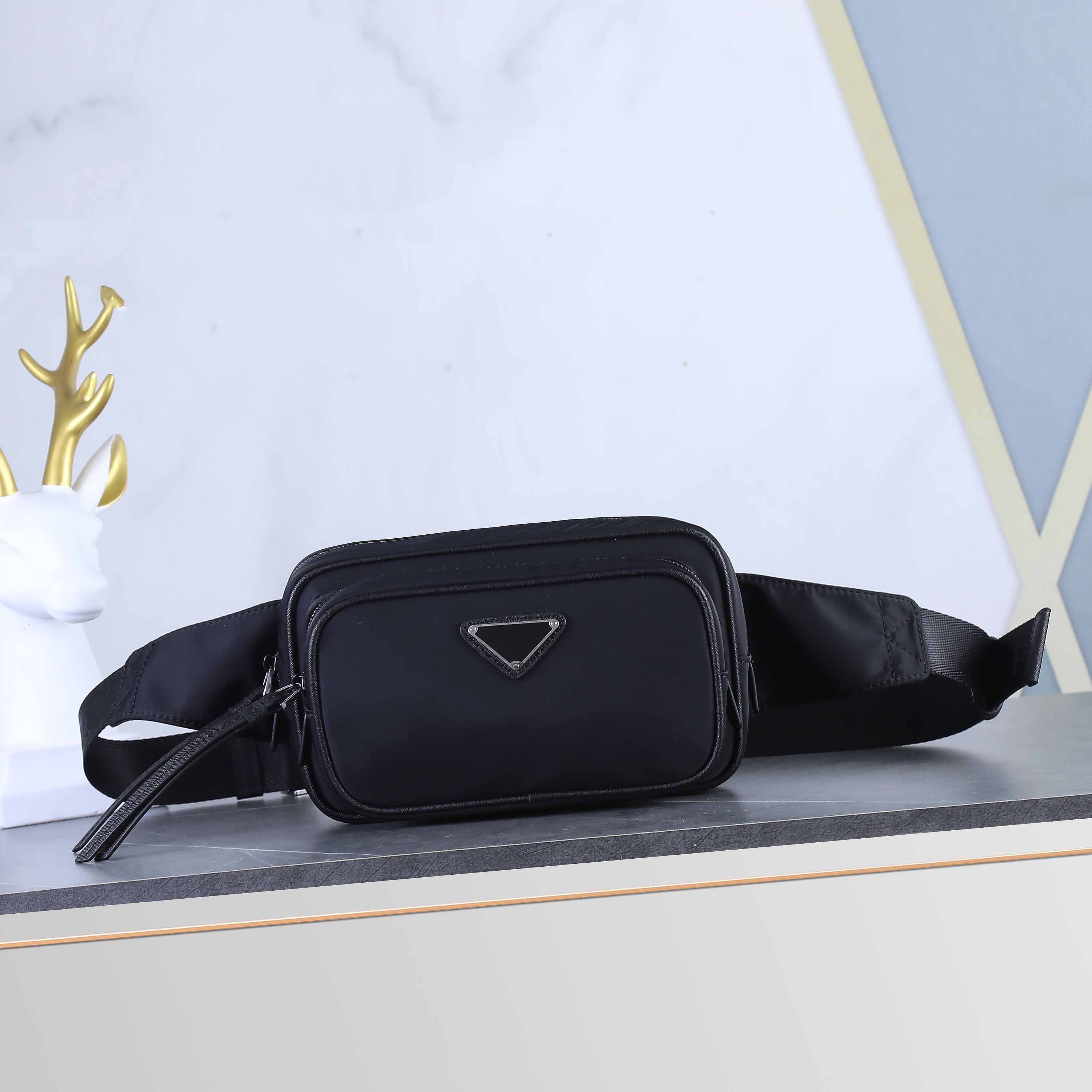 Chest bags waist bag P010 necessitie s space to meet the necessities of daily life lightweight waterproof fabric 21*13*5cm, Black
Chest bags waist bag P010 necessitie s space to meet the necessities of daily life lightweight waterproof fabric 21*13*5cm, Black