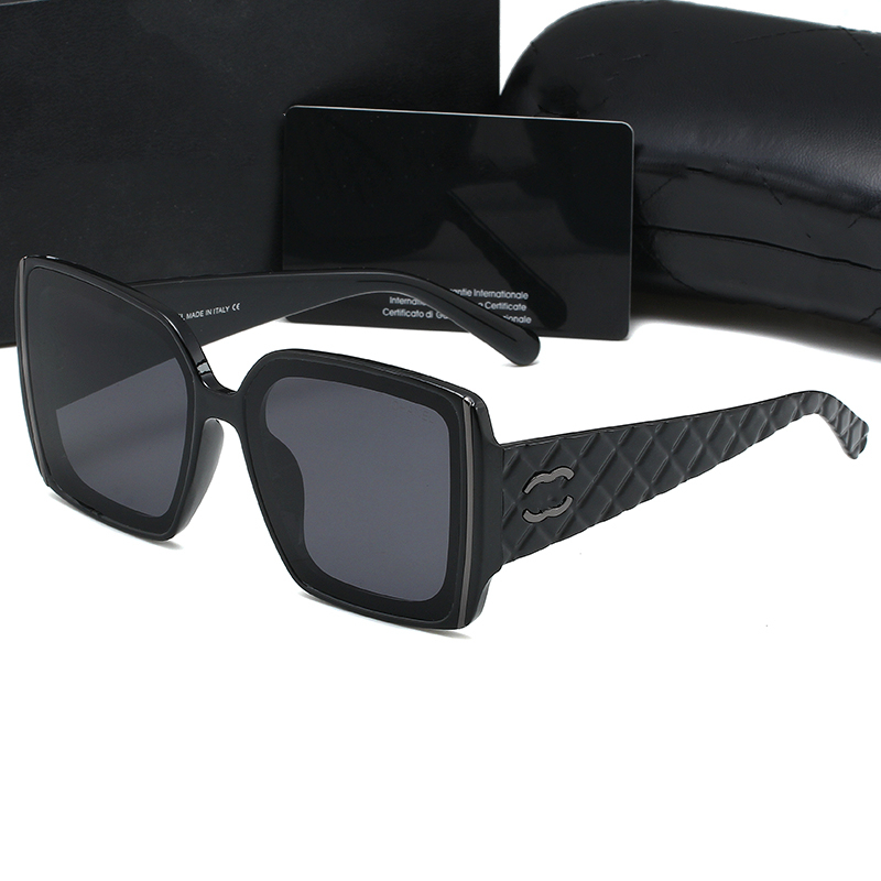 Men CH6612 Classic Brand Retro women Sunglasses 2023 Luxury Designer Eyewear Band Bands BIG Frame Designers Sun Glasses Woman
Men CH6612 Classic Brand Retro women Sunglasses 2023 Luxury Designer Eyewear Band Bands BIG Frame Designers Sun Glasses Woman