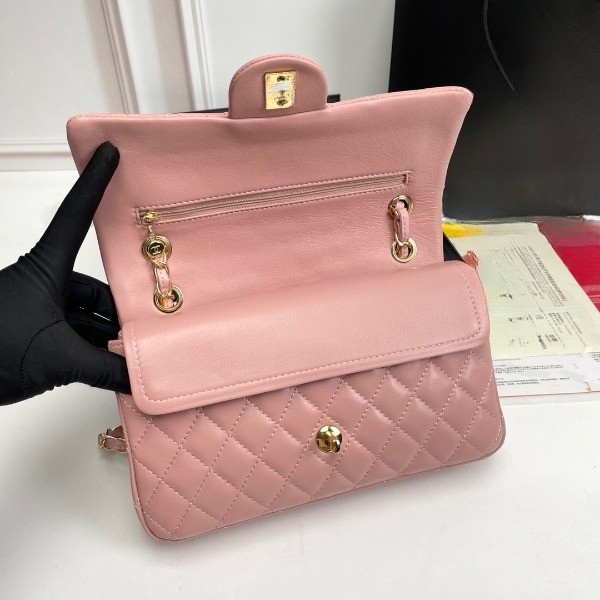 Designer Shoulder Bags Womens Classic Mini Cover Bags Leather Antique Crossbldy Square Small Bag CNS Cover One Shoulder Bag, White
Designer Shoulder Bags Womens Classic Mini Cover Bags Leather Antique Crossbldy Square Small Bag CNS Cover One Shoulder Bag, White