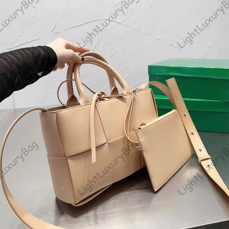 Beach Tote Designer 2 PICS Bags Luxury Shoulder Totes Large Capacity Fashion Handbag Wallets For Women Classic Multicolor Female Shopping Purses 230311, Fluorescent green
Beach Tote Designer 2 PICS Bags Luxury Shoulder Totes Large Capacity Fashion Handbag Wallets For Women Classic Multicolor Female Shopping Purses 230311, Fluorescent green
