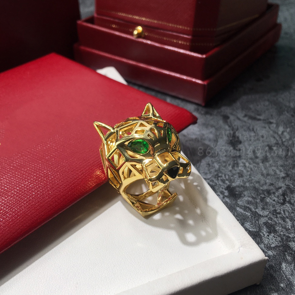 Panthere ring BIG for woman designer for man diamond Emerald yellow metal Gold plated 18K T0P official reproductions fashion luxury anniversary gift 026
Panthere ring BIG for woman designer for man diamond Emerald yellow metal Gold plated 18K T0P official reproductions fashion luxury anniversary gift 026