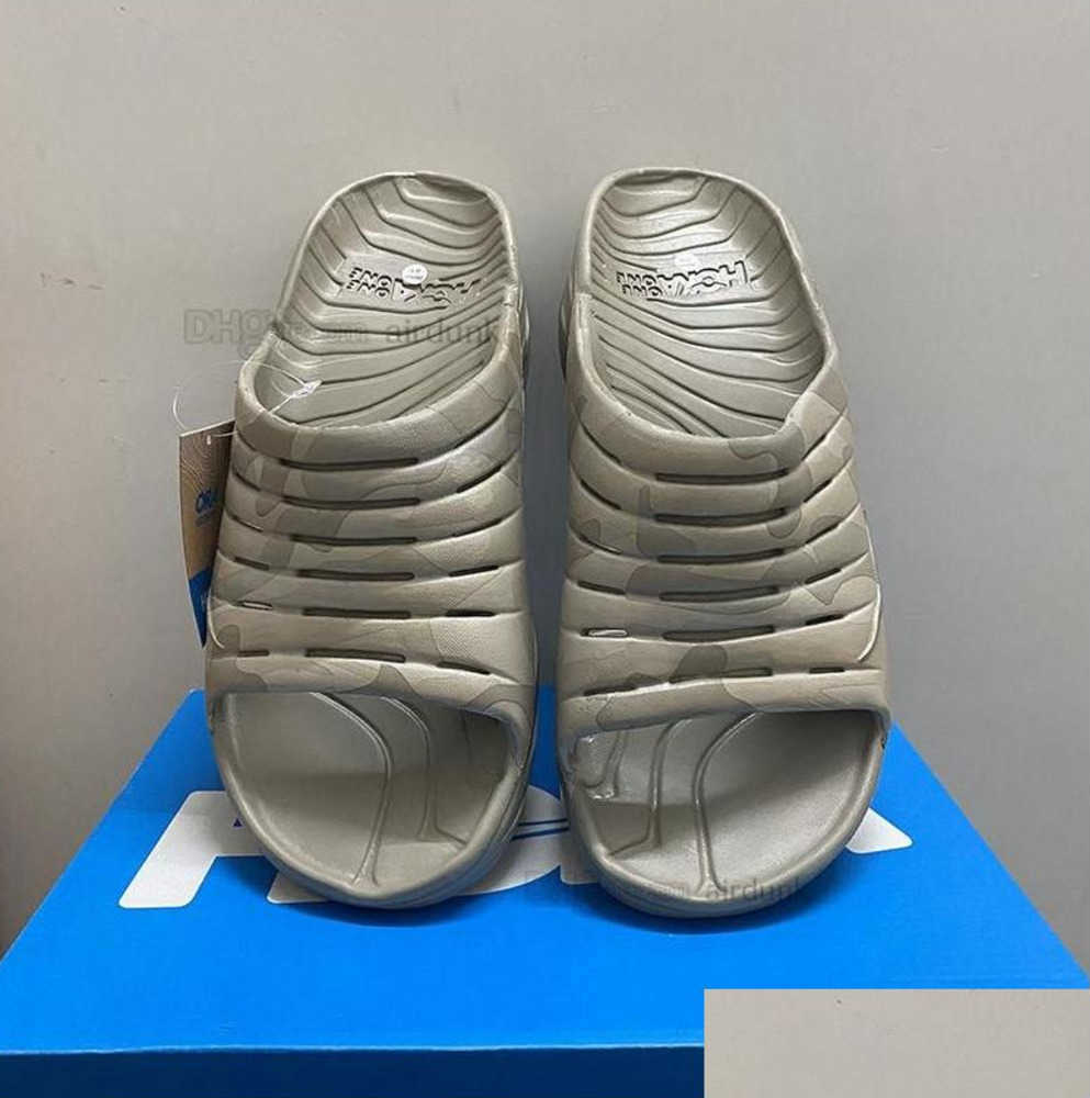 Slippers Hoka One Men Ora Reery Slide Black Army Green Soothing Mens Slipper Sandals Fashion trend Sand Oxford Yellow Plat Drop Deliver 2023
Slippers Hoka One Men Ora Reery Slide Black Army Green Soothing Mens Slipper Sandals Fashion trend Sand Oxford Yellow Plat Drop Deliver 2023