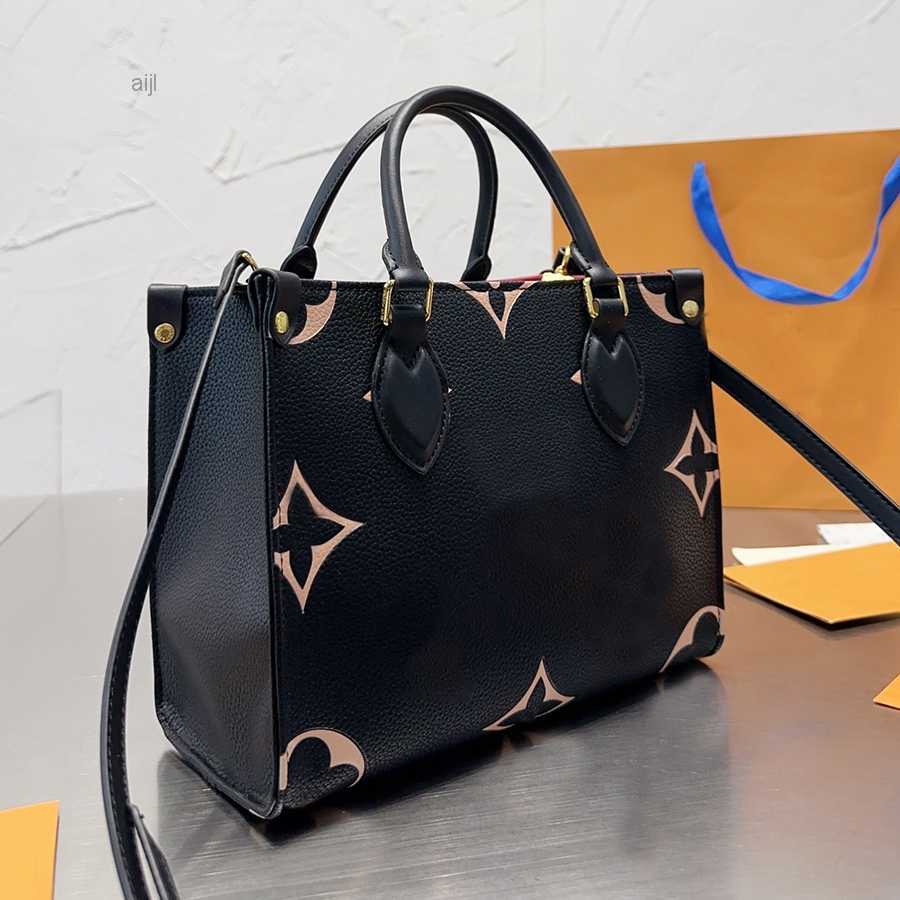 Luxury Large the Tote Bag Leather Designer Handbags Crossbody s for Women Shoulder Belt Clutch Embossed Purse Shopping Messenger, 01-(25cm)-black+half brown flower
Luxury Large the Tote Bag Leather Designer Handbags Crossbody s for Women Shoulder Belt Clutch Embossed Purse Shopping Messenger, 01-(25cm)-black+half brown flower