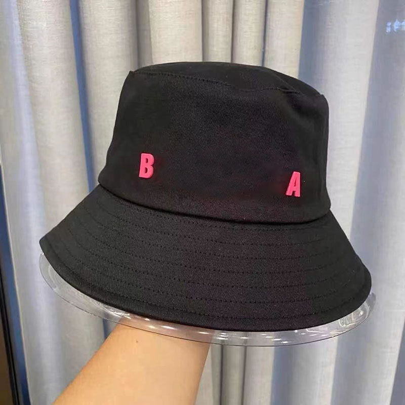 Luxury designer bucket hat men and women outdoor travel beach temperament sun cap rubber letter style casual fashion hat, White
Luxury designer bucket hat men and women outdoor travel beach temperament sun cap rubber letter style casual fashion hat, White