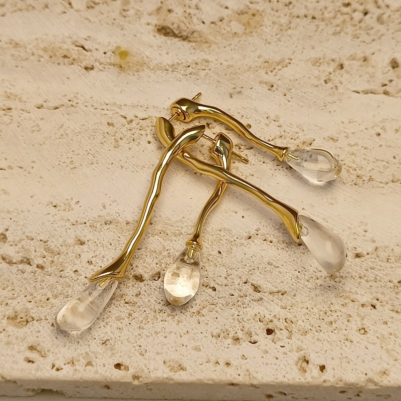 Ear Cuff European and American Fashion Exaggerated Retro Transparent Crystal Pendant Stud Earrings Contracted Geometric Long Earrings 230310