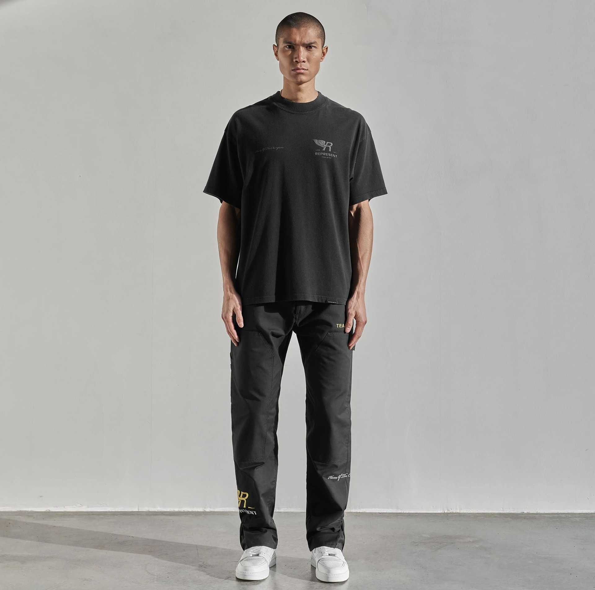Men' T-Shirts REPRESENT 22ss 3D Embossed Letter Wings Vintage Short Sleeve Crew Neck T-shirt Men and Women60SO, Black5
Men' T-Shirts REPRESENT 22ss 3D Embossed Letter Wings Vintage Short Sleeve Crew Neck T-shirt Men and Women60SO, Black5