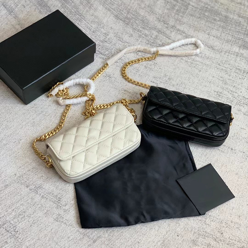 Mini Luxury CLASSIC Chain Bags Top Black White Lambskin Leather FLAP Bags Shoulder Crossbody Hasp Square 23P Handbags 18cm
Mini Luxury CLASSIC Chain Bags Top Black White Lambskin Leather FLAP Bags Shoulder Crossbody Hasp Square 23P Handbags 18cm