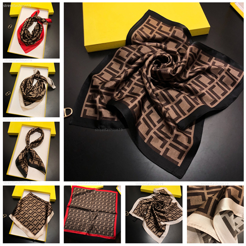 2023 Top designer woman Silk Scarf Fashion Letter Headband Brand Small Scarf Variable Headscarf Accessories Activity Gift
2023 Top designer woman Silk Scarf Fashion Letter Headband Brand Small Scarf Variable Headscarf Accessories Activity Gift