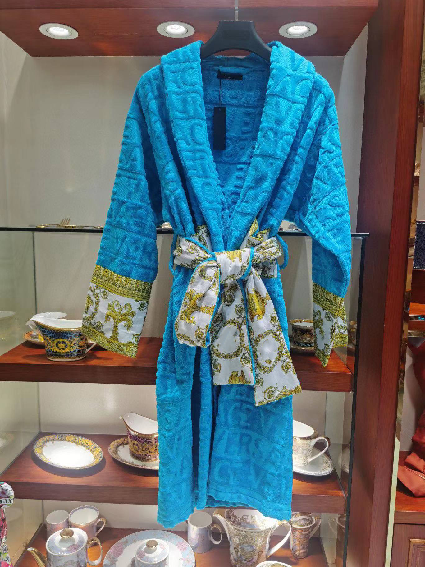 Mens Womens Home Robes Shawl Collar Cotton Soft Fluffy Sleepwear Designer Brand Luxury Vintage Bathrobe Pajamas Unisex Lovers Dressing Gown Nightwear All Seasons, Yellow
Mens Womens Home Robes Shawl Collar Cotton Soft Fluffy Sleepwear Designer Brand Luxury Vintage Bathrobe Pajamas Unisex Lovers Dressing Gown Nightwear All Seasons, Yellow