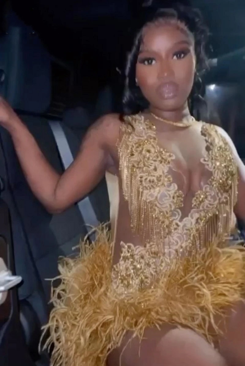 Gold Lace Short Prom Dresses For Black Girls 2023 Cocktail Dresses Applique Beading Feathers Tassel Crystal Women Birthday Party Dress