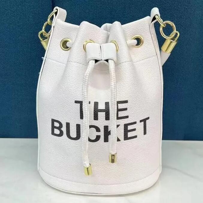 Classic the marc BUCKET bag Womens men handbag original Luxury tote Drawstring shoulder hot fashion Designer buckets M00203, Khaki 
Classic the marc BUCKET bag Womens men handbag original Luxury tote Drawstring shoulder hot fashion Designer buckets M00203, Khaki