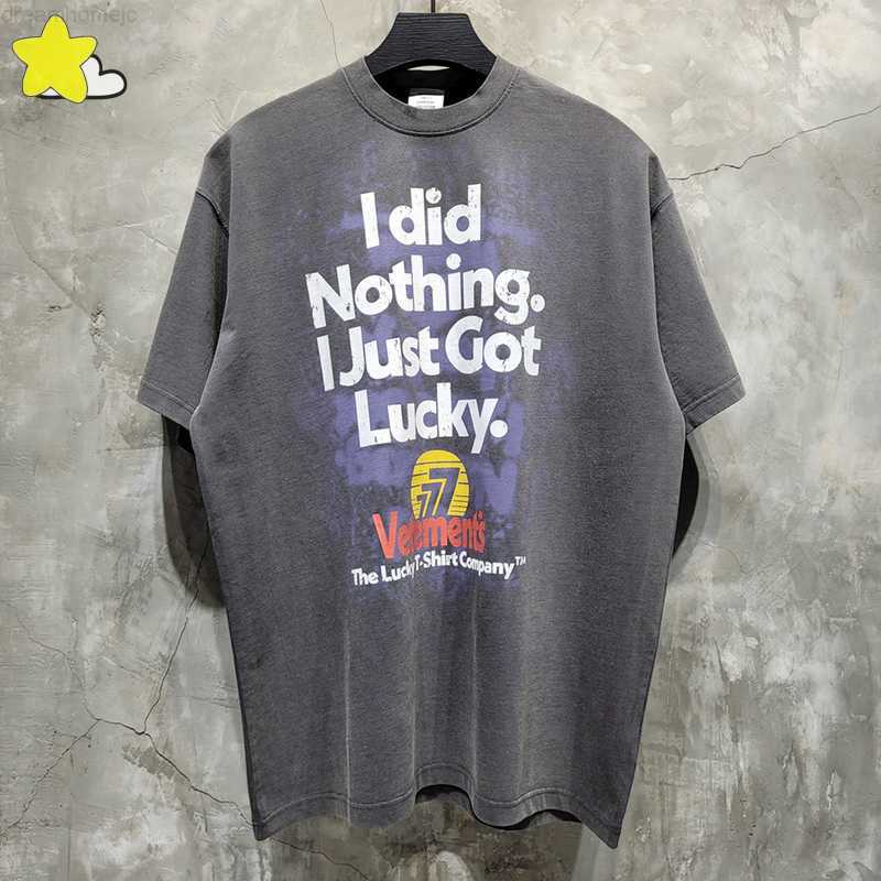 2023 New Hip Hop Oversized Vetements T Shirt Men Women 1 1 Tags 100% Cotton VTM The Lucky T-Shirt Vintage Carbon Grey Tee 0304
2023 New Hip Hop Oversized Vetements T Shirt Men Women 1 1 Tags 100% Cotton VTM The Lucky T-Shirt Vintage Carbon Grey Tee 0304